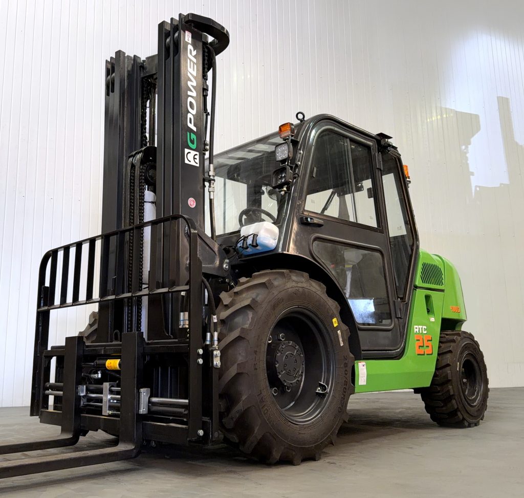 G Power RTC25 Diesel Rough Terrain Forklift | Compact Model | 4700mm Lift | Capacity: 2500kgs | Full Cab – 4WD | Fork Positioner